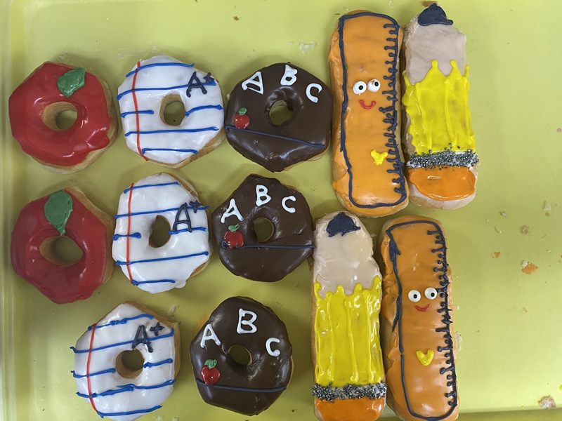 Supreme Donuts food